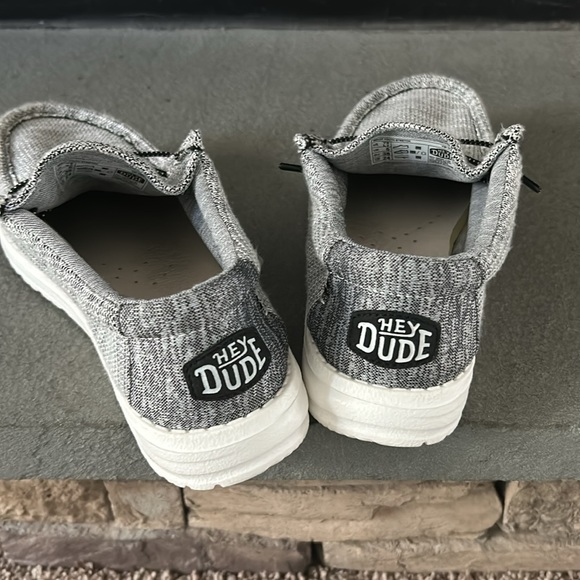 Hey Dude - Picture 2 of 5